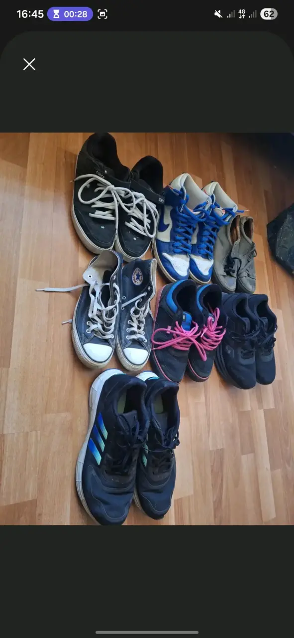 👟 Lote 7 pares → $50.000 (Nike azul, Adidas x2, C - 2