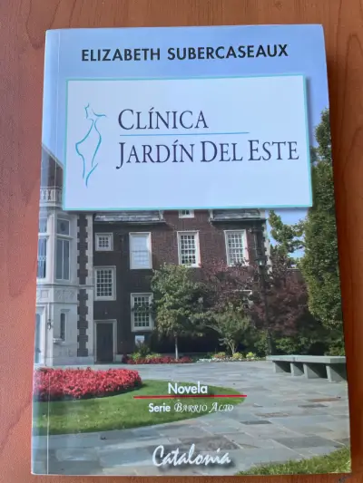 Libro Clínica Jardín del Este - miniatura 1