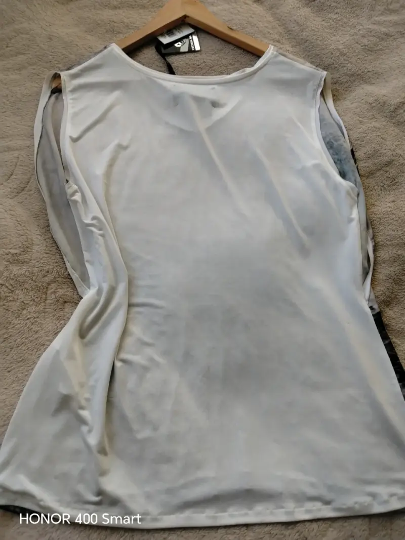 Polera blanca Cecilia Bolocco - 4