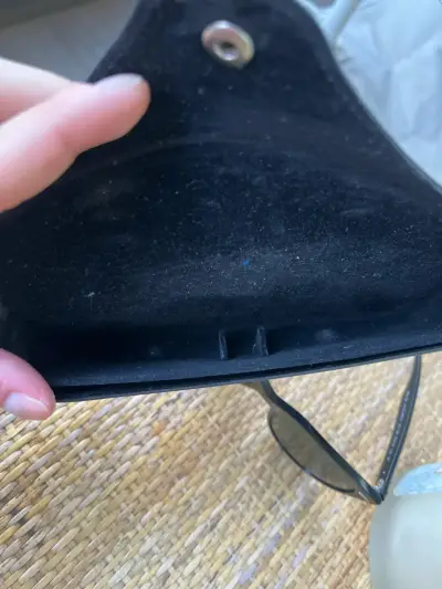 Gafas de sol negras clásicas - miniatura 5