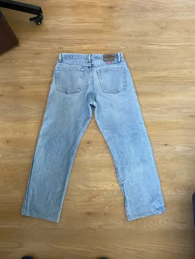 Jeans azul claro unisex Wrangler - miniatura 2