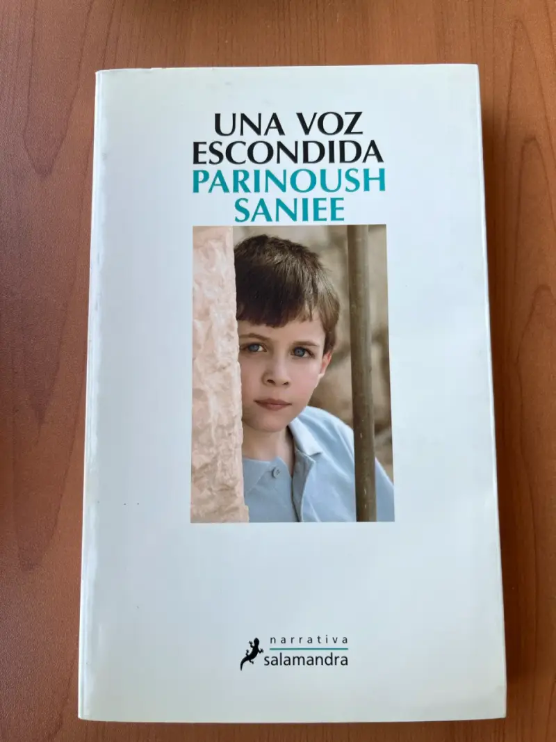 Libro 'Una Voz Escondida'