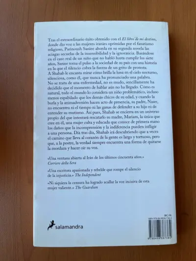 Libro 'Una Voz Escondida' - miniatura 2