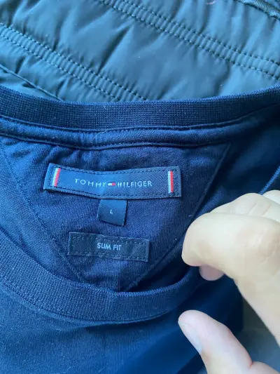 Polera azul Tommy Hilfiger - miniatura 2