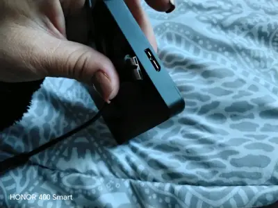 Disco duro Toshiba 1TB USB 3.0 - miniatura 4