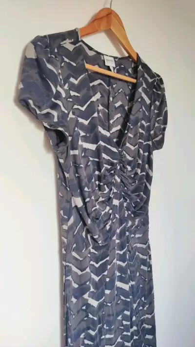 Vestido Armani tonos grises - miniatura 3