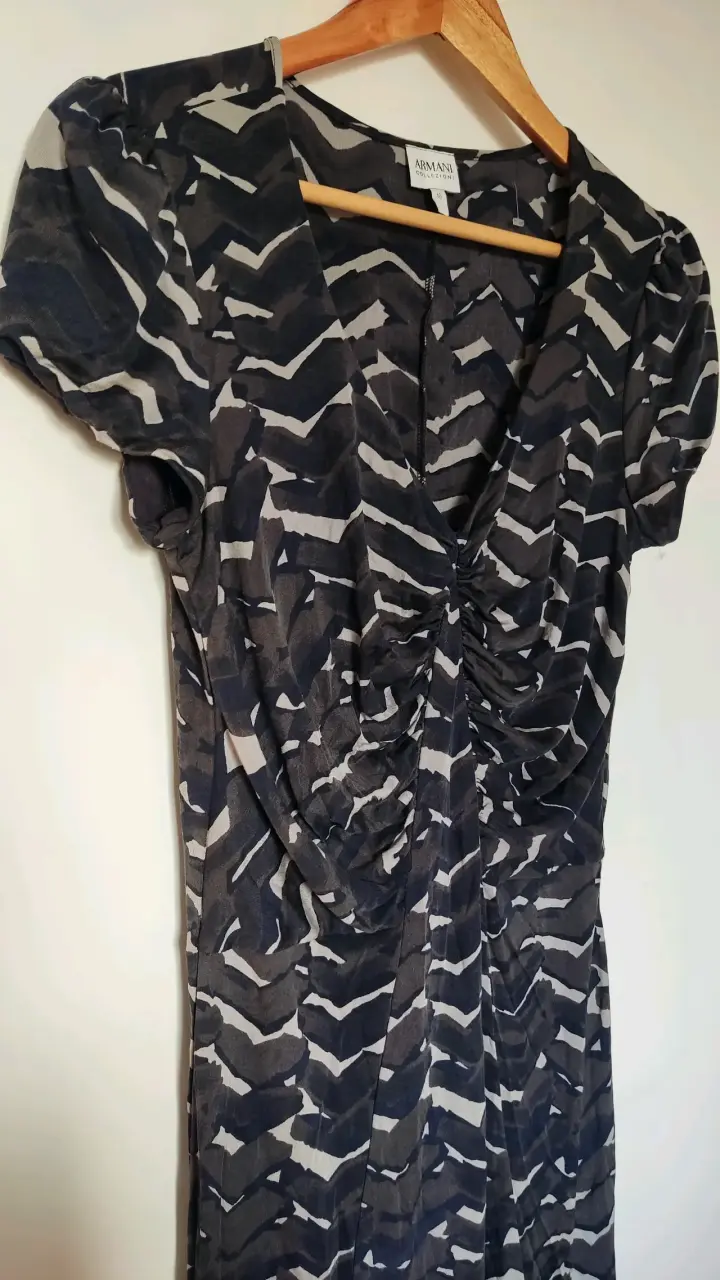 Vestido Armani tonos grises - 4
