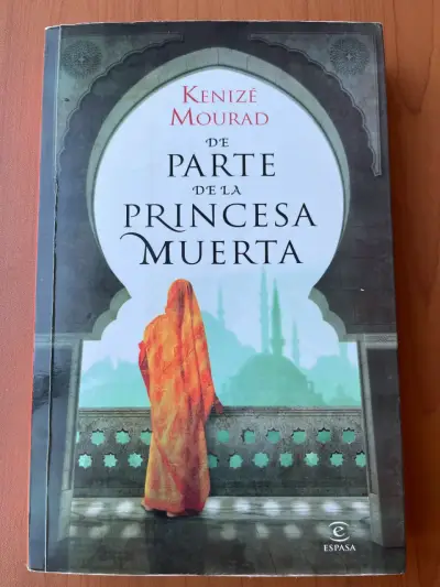 Libro 'De parte de la princesa muerta' - miniatura 1
