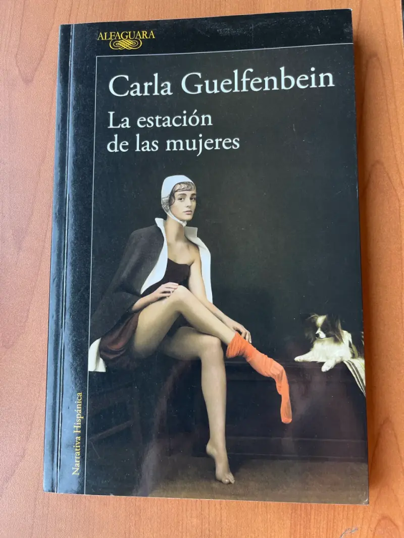 Libro 'La estación de las mujeres' - 1