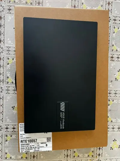 Laptop ASUS VivoBook - miniatura 1