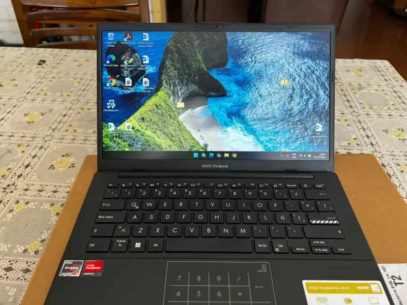 Laptop ASUS VivoBook - 2