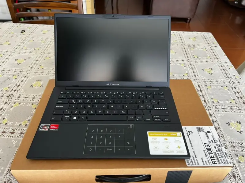 Laptop ASUS VivoBook - 3