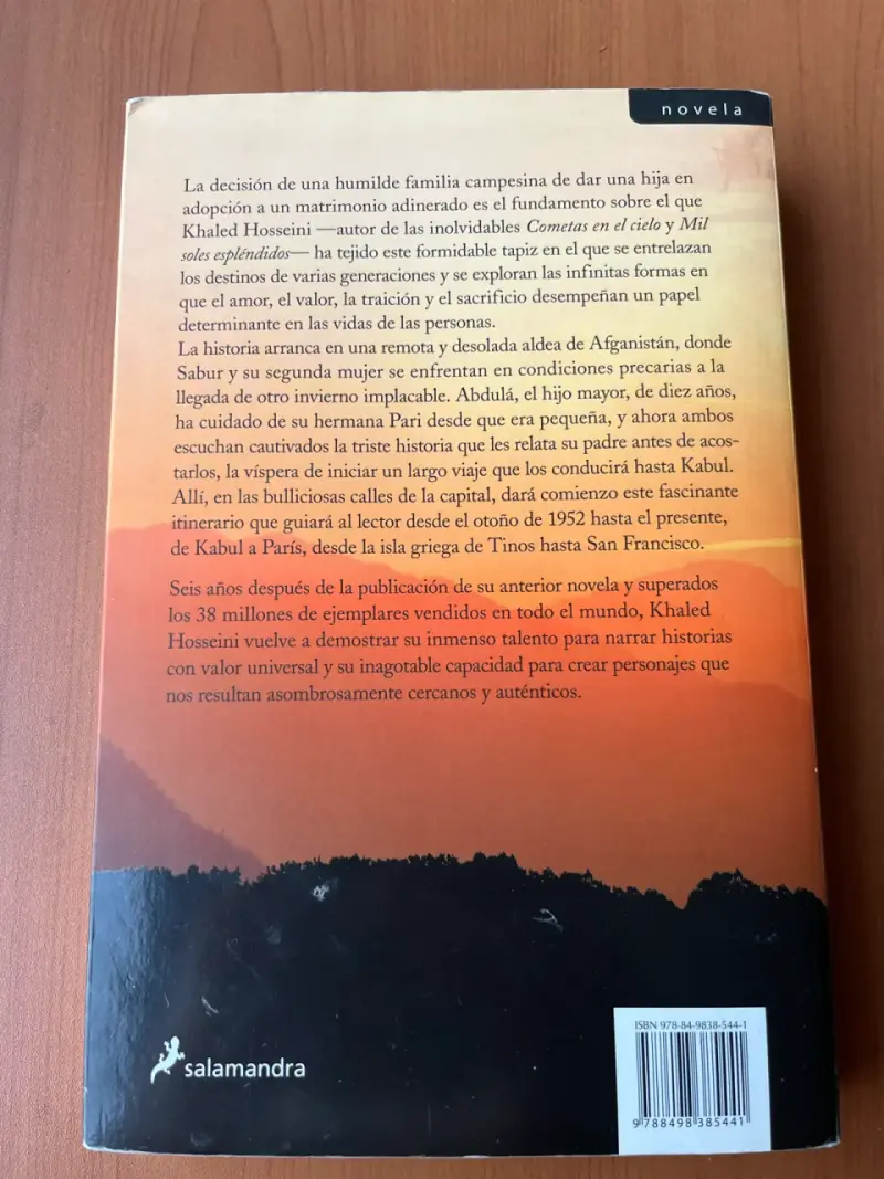 Libro 'Y las montañas hablaron' - 2