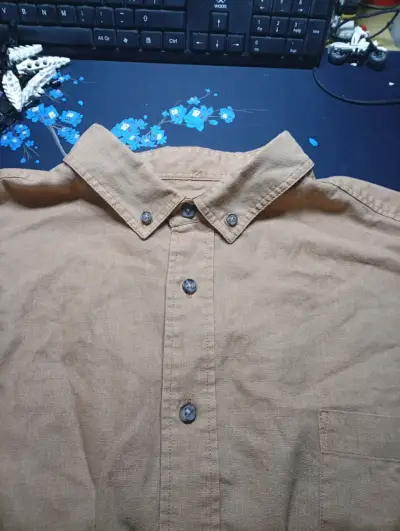Camisa marrón de hombre - miniatura 2