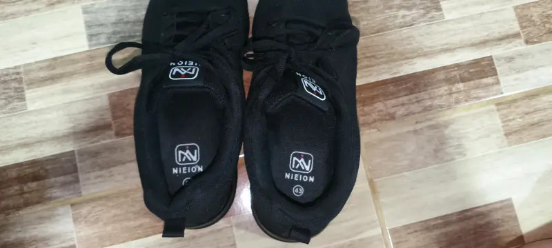 Zapatillas negras de seguridad - 2