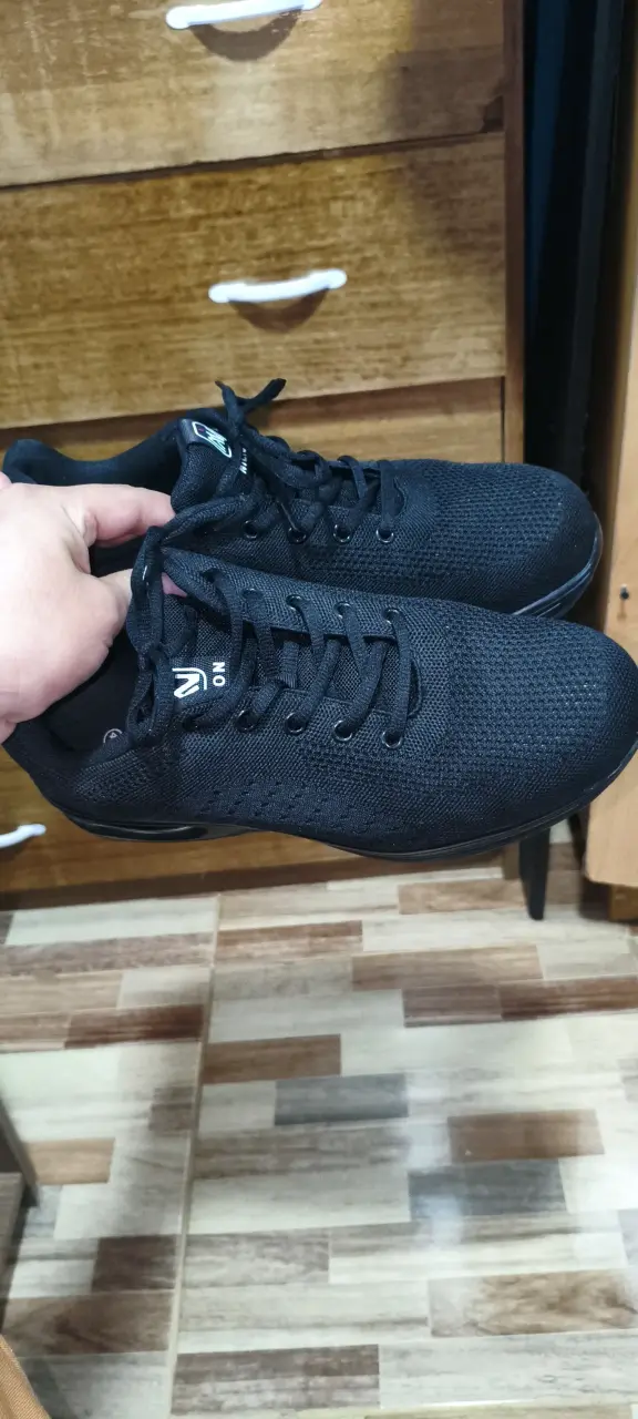 Zapatillas negras de seguridad - 9