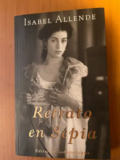 Libro 'Retrato en Sepia' de Isabel Allende - miniatura 1