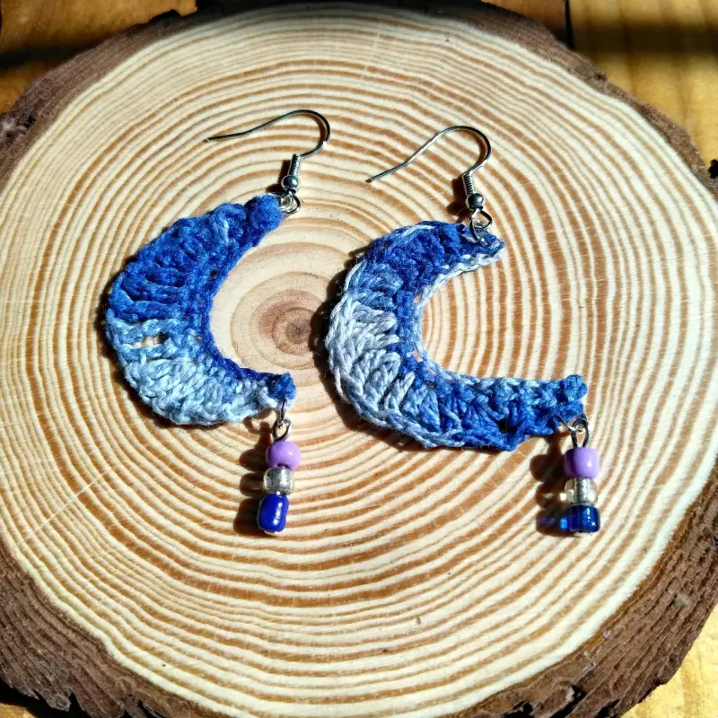 Aros tejidos a crochet amarillo y blanco - 3