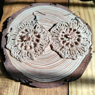 Aros tejidos con diseño floral - miniatura 6