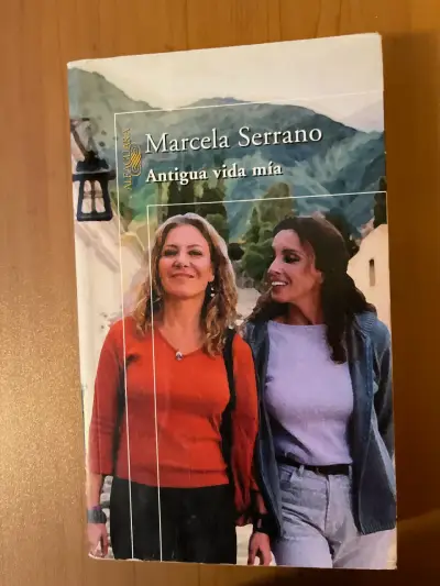 Libro 'Antigua vida mía' de Marcela Serrano - miniatura 1