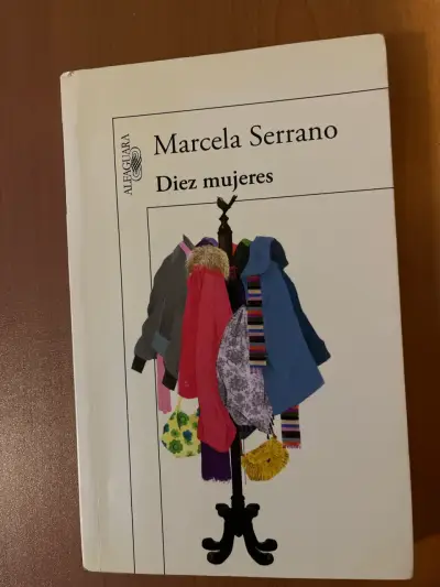 Libro 'Diez mujeres' de Marcela Serrano - miniatura 1