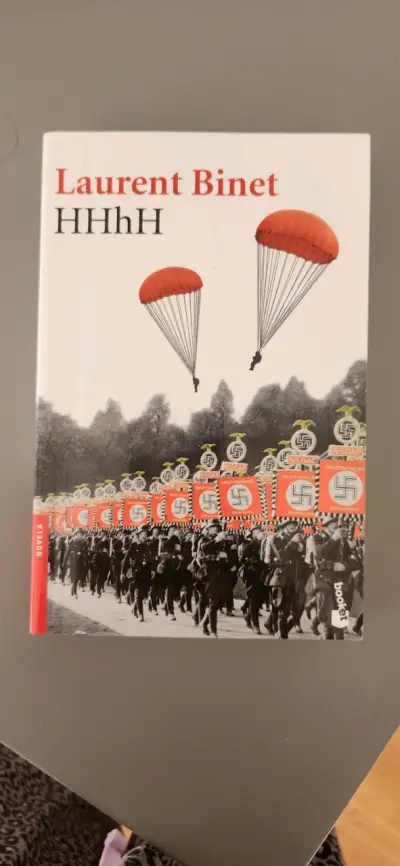 Libro 'HHhH' de Laurent Binet - miniatura 1