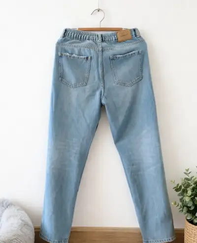 Jeans azul claro - miniatura 2