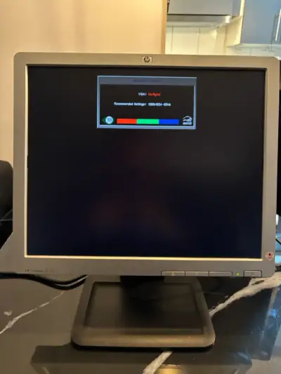 Monitor HP Compaq 17 pulgadas - miniatura 1