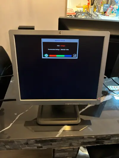 Monitor HP Compaq 17 pulgadas - miniatura 3