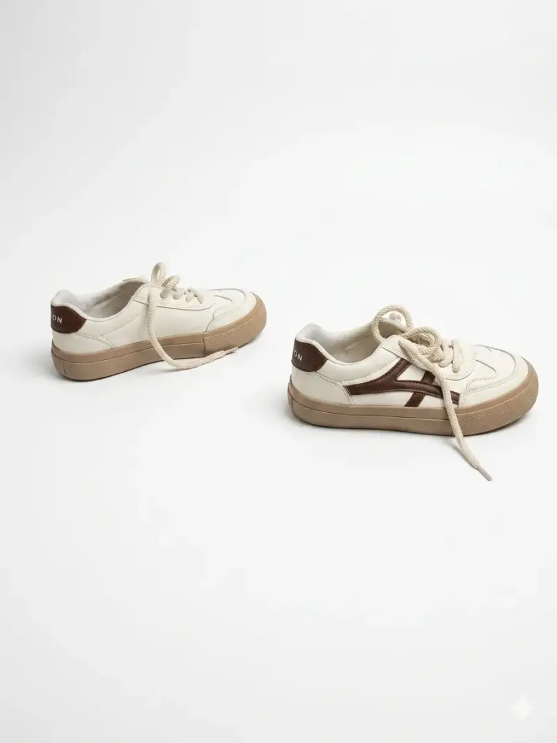 Zapatillas blancas de calle - 1