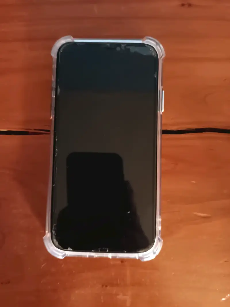 iPhone 11 64gb para reparar - 1