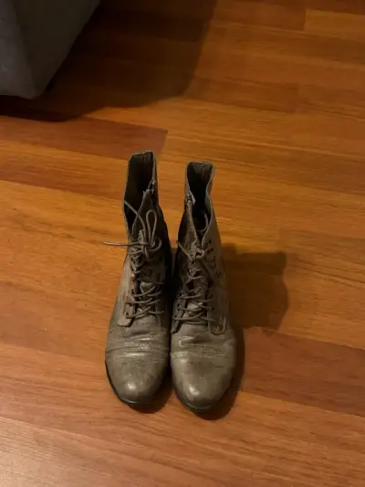 Botines marrones de cuero gastado - miniatura 2