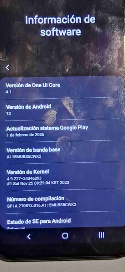 Smartphone Samsung negro usado - miniatura 3