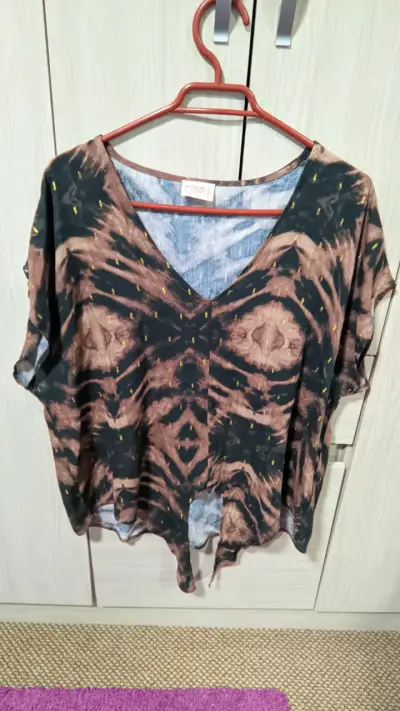 Polera tie-dye marrón y negra Umbrale M - miniatura 1