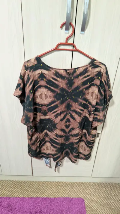 Polera tie-dye marrón y negra Umbrale M - miniatura 2