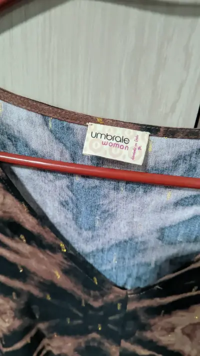 Polera tie-dye marrón y negra Umbrale M - miniatura 3