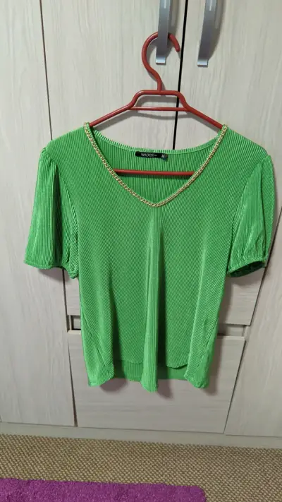 Polera verde de pliegues Wados M - miniatura 1