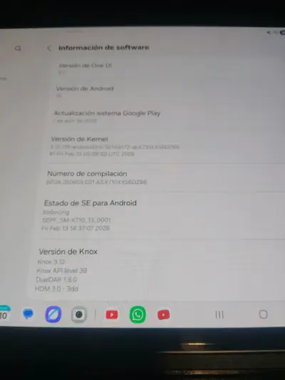 Tablet con teclado negro - miniatura 4