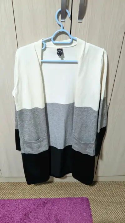 Cardigan tricolor en tonos neutros iO M - miniatura 1