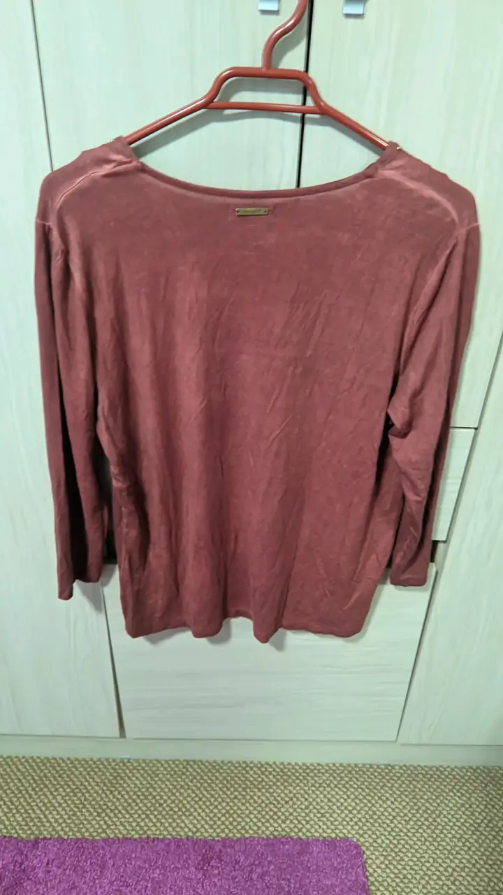 Polera Granate Con Tachas Greenfield S - 2