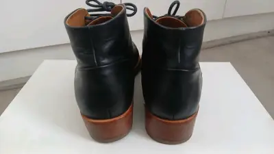 Botines negros de cuero - miniatura 2