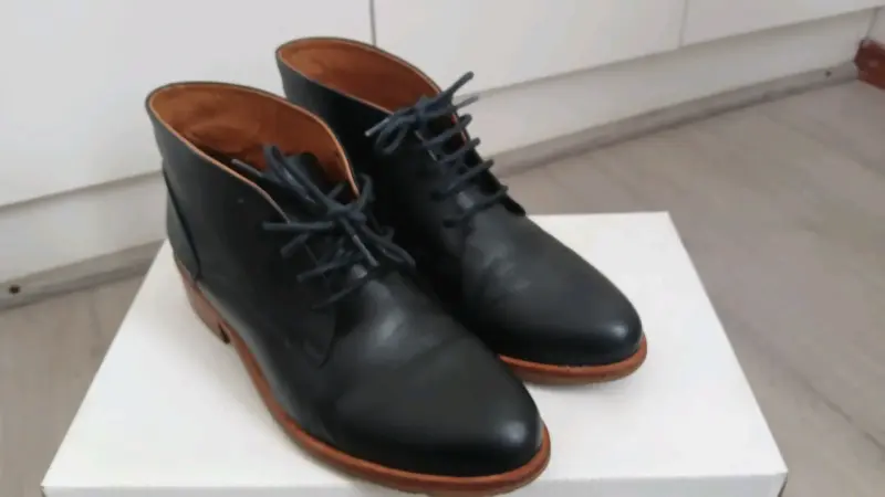 Botines negros de cuero - 3