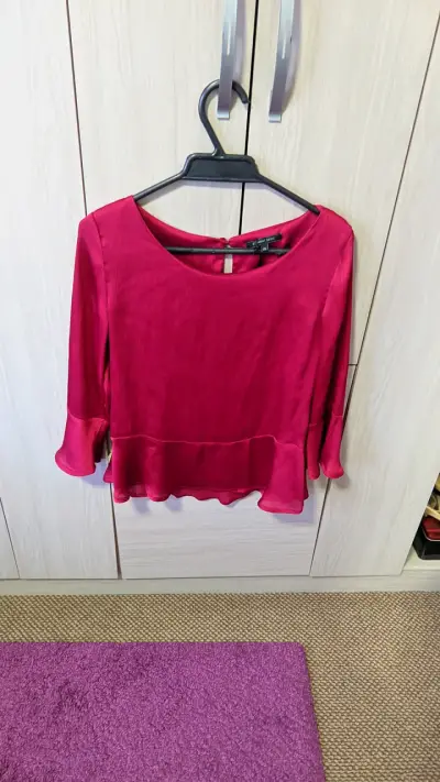 Blusa roja manga larga Basement XS - miniatura 1