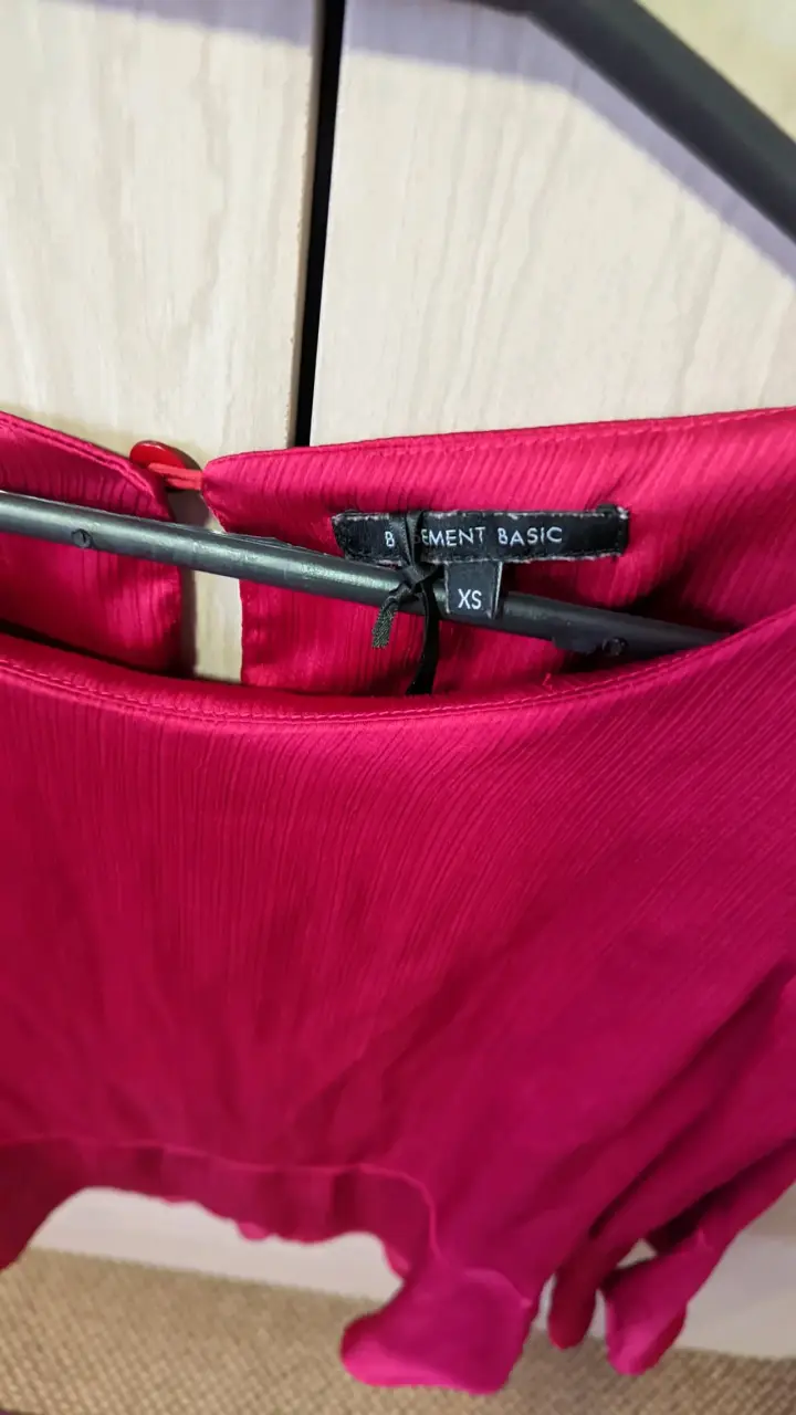 Blusa roja manga larga Basement XS - 3