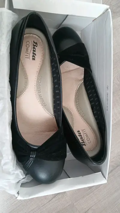 Zapatos de tacón  negros - miniatura 2