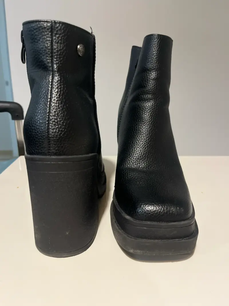 Botines negros de cuero - 3