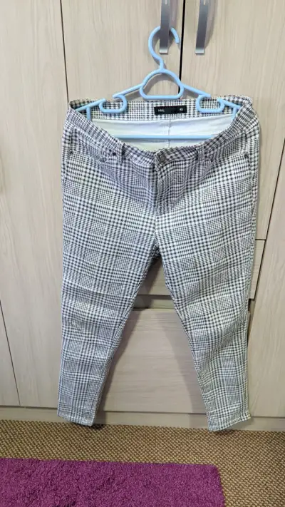 Pantalón a cuadros blanco y negro 42 - miniatura 1