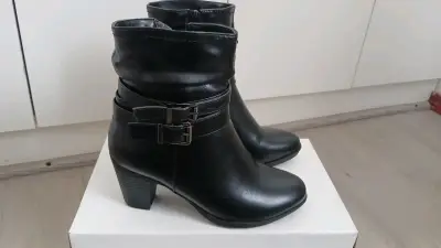 Botines negros de taco - miniatura 2