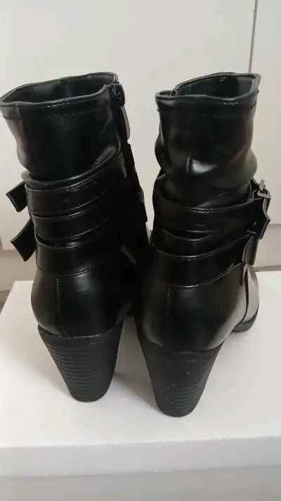 Botines negros de taco - miniatura 3