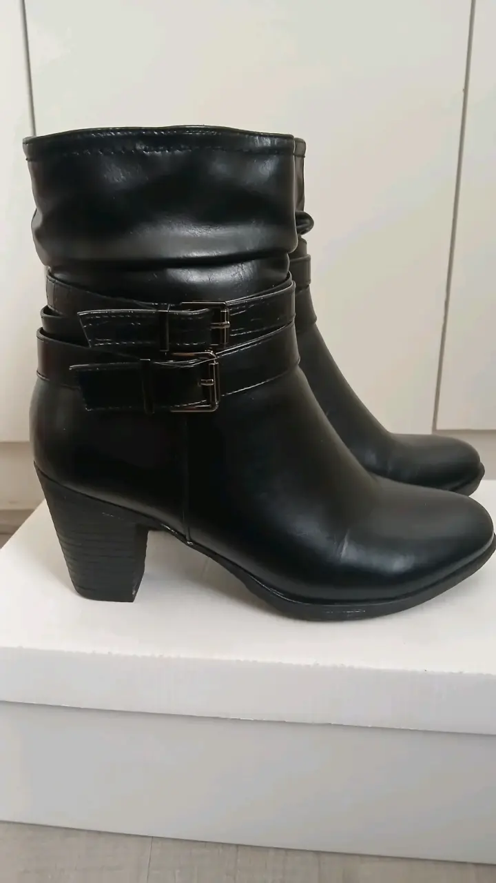 Botines negros de taco - 4